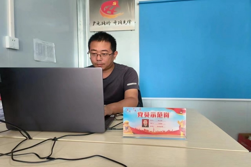 黨員示范崗┃亮身份樹標(biāo)桿，爭(zhēng)當(dāng)開路先鋒