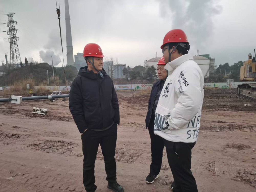 黎強(qiáng)帶隊(duì)開(kāi)展春節(jié)節(jié)前綜合檢查